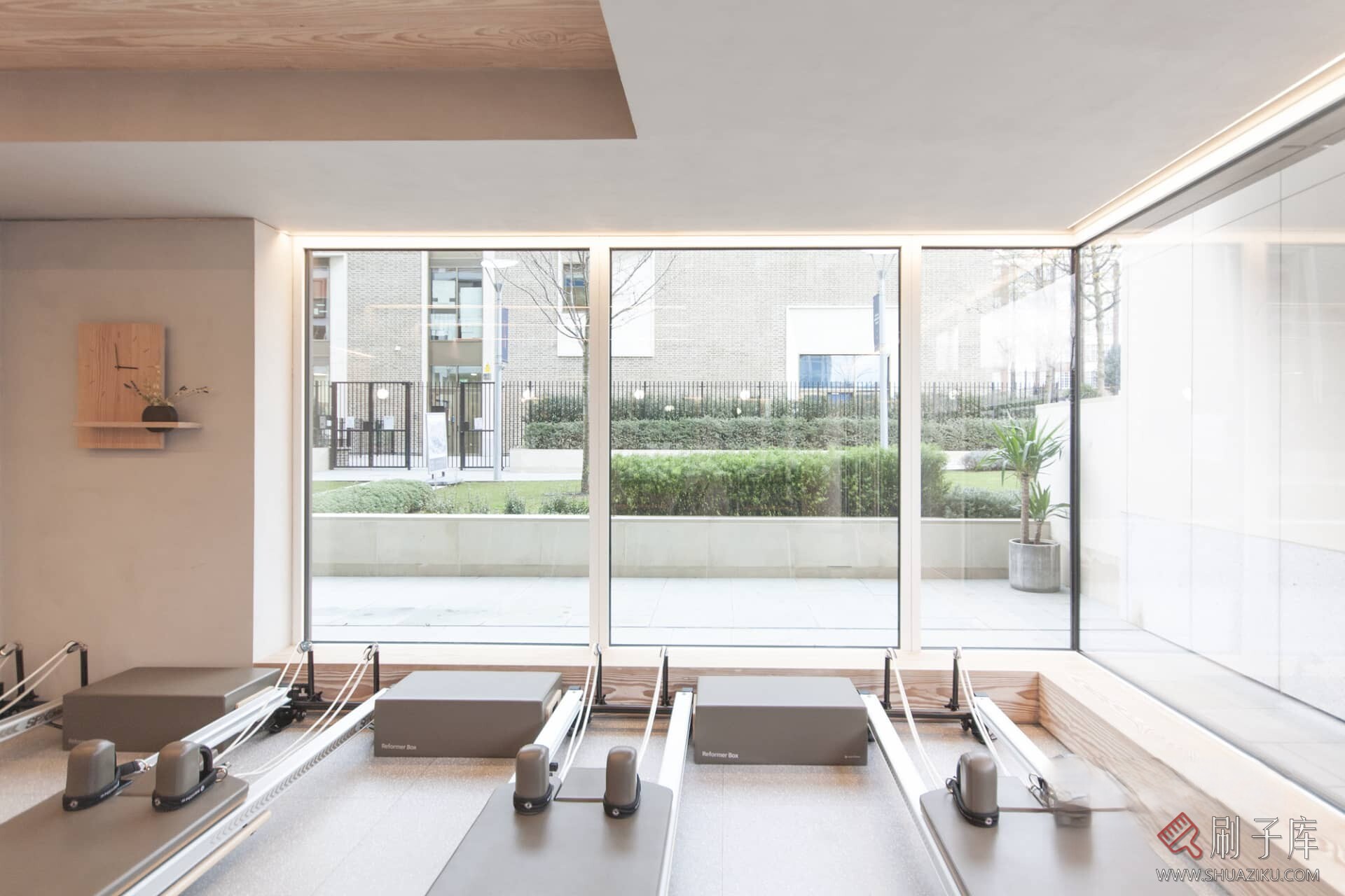 图片[6]-室内设计师资料库 国外工装篇 健身房(71)套-刷子库